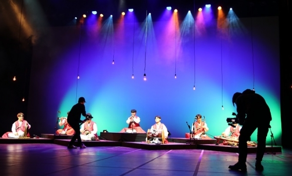 ‘악바리’ 공연 촬영 모습.