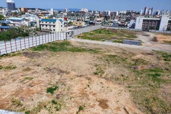 익산 평화지구 아파트 건설 현장에서 19만5000톤 가량의 오염토가 발견됐다. 사진제공= 익산시