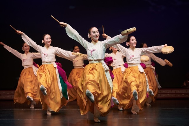 판굿과 소고춤.