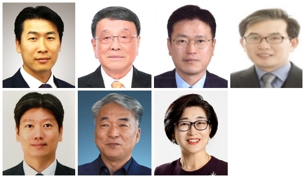 (윗줄 왼쪽부터) (주)유니캠프 대표 오완곤, 한국차체(주) 대표 박해영, (주)참고을 대표 김윤권, (주)에스엠엔테크 대표 이중수. (아랫줄 왼쪽부터) (주)풍년제과 대표 강지웅, (주)엔시팅 대표 김종직, 한국여성경제인협회 전북지회장 김지혜.