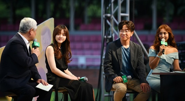 제8회 무주산골 영화제 개막식 온라인 라이브 방송 현장.