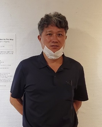 작가명 '채소밭'으로 활동하는 임채원 전주 완산구 팀장.