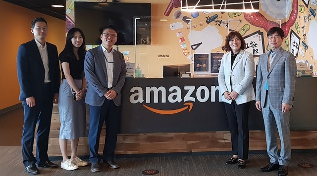지난 2일 새만금개발청 김현숙 청장이 아마존(Amazon) 한국지사를 방문해 국내 신규 투자처로서의 새만금의 장점을 소개하며 관심을 당부했다.