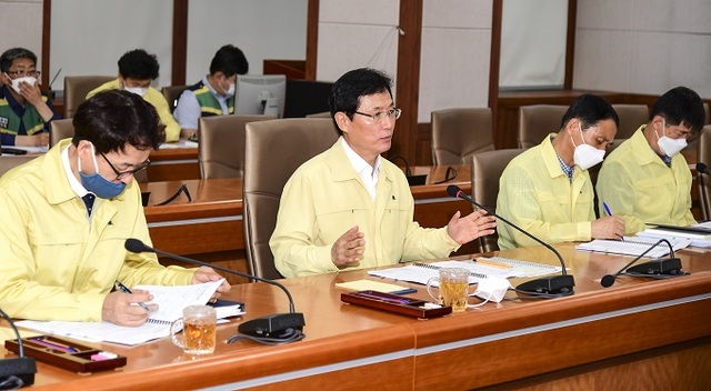 13일 이환주 남원시장이 ‘7월 부서장과 함께하는 날’을 맞아 코로나19 지역 감염 확산에 대한 점을 염두에 두고 당부사항을 지시했다.