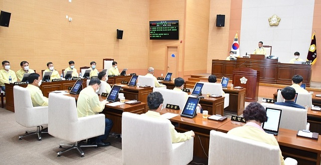 14일 제8대 완주군의회 후반기 첫 임시회가 개회됐다.