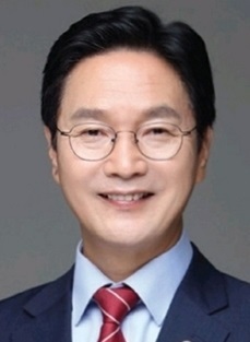 심덕섭 사행산업통합감독위원회 위원장