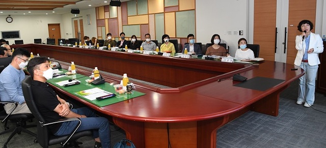 지난 7일 완주군청 중회의실에서 ‘초고령화 대응 분야’ 주제로 열린 매니페스토 소셜토크.