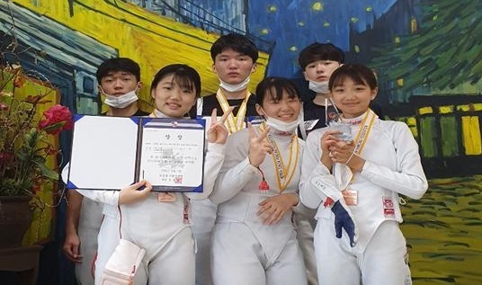 이리북중 펜싱부.