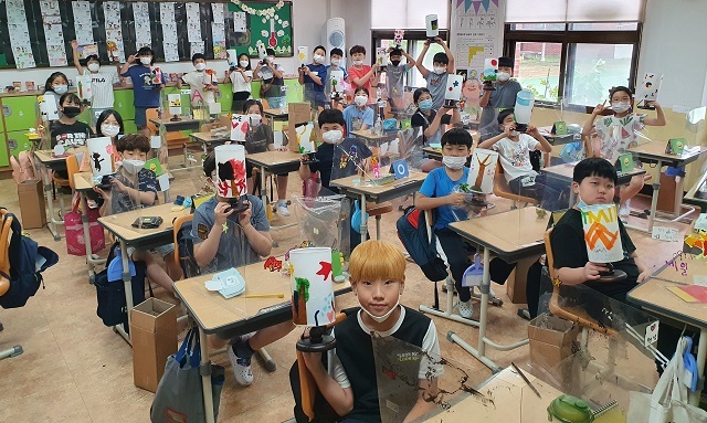 ‘초등학생을 위한 1인 1전통공예 프로그램’ 모습.