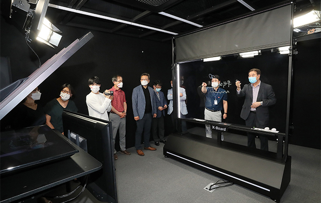 최첨단 e-러닝 시스템을 갖춘 우석대 ‘블랙스튜디오’.