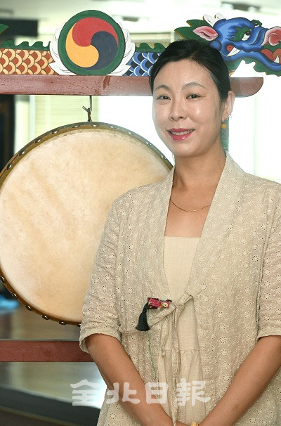 한국무용가 애미킴 씨가 