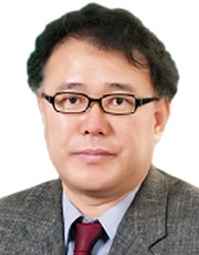 곽병창 우석대 문예창작학과 교수