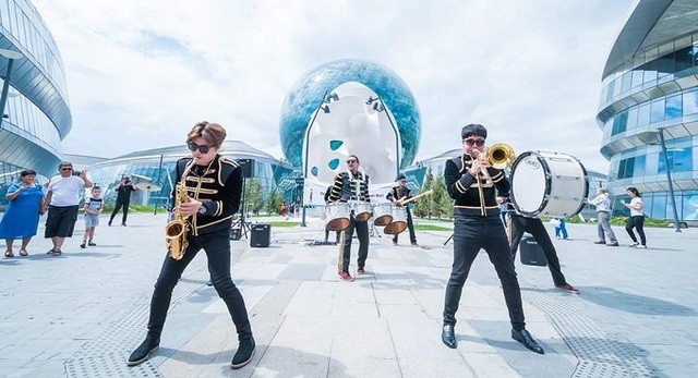 '지그재그' 타악연주팀.