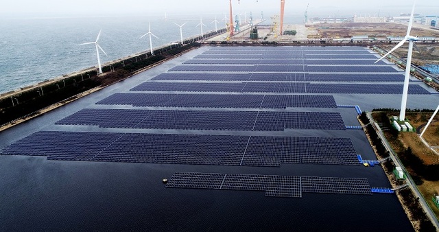 군산 수상 태양광발전소 부지 전경.