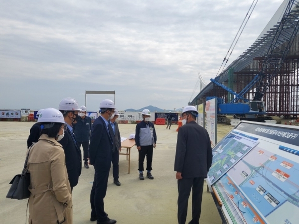 새만금 현장을 방문한 기획재정부 한훈 경제예산심의관 및 예산실 관계자