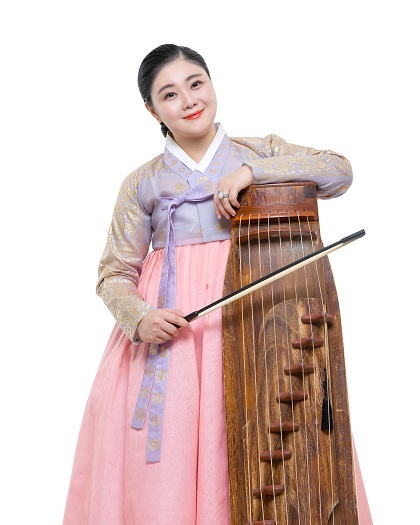 아쟁연주자 김은.