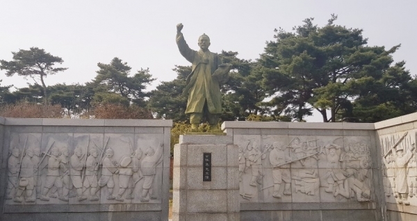 전봉준 장군 동상