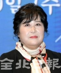 최영미 전주제일고등학교학교장