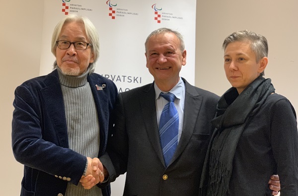 유럽태권도파라연맹회장과 만난 이상욱 태권도진흥재단 이사장(왼쪽). /사진=태권도진흥재단 제공