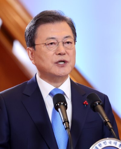 문재인 대통령이 11일 청와대에서 신년사를 하고 있다. /사진=연합뉴스