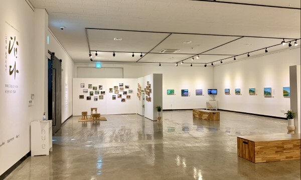 누에아트홀-담다展