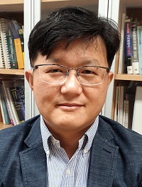 이주형 도 감염병관리지원단장(전북대 의대 교수)