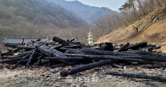 내장사 대웅전 화재 현장 /사진=정읍 임장훈 기자