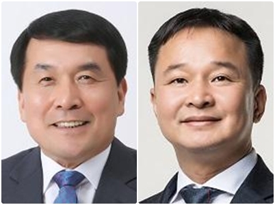 박성일 군수(왼쪽)·김재천 의장