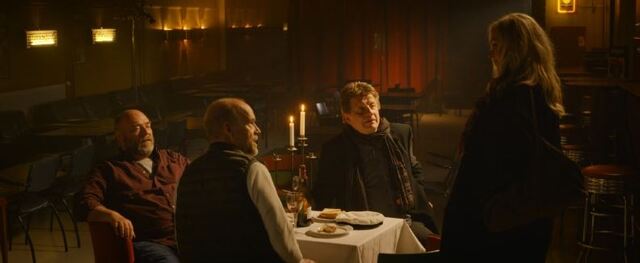 미카 카우리스마키 '자비로운 밤'