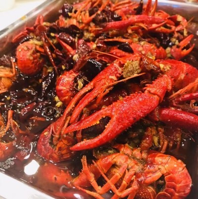 중국인이 가장 사랑하는 여름 별미 '마라롱샤'.