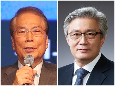 홍성대 전 이사장(왼쪽)과 홍상욱 신임 이사장