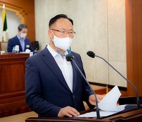 박두기 특별위원장