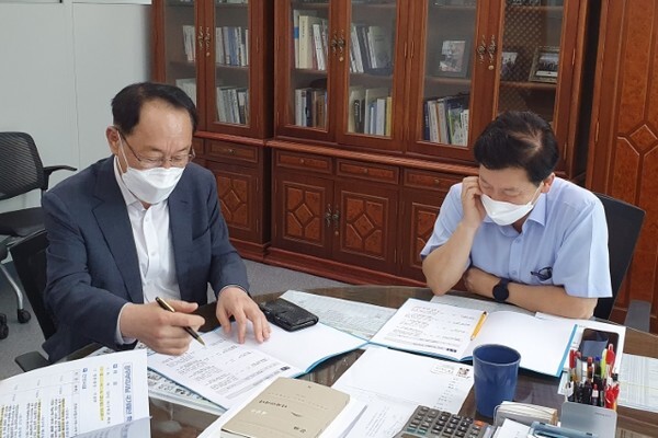 전북도, 예비타당성조사 사업 통과 사활(우범기 정무부지사-최상대 기재부 예산실장)