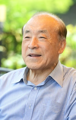 이홍훈 전 대법관