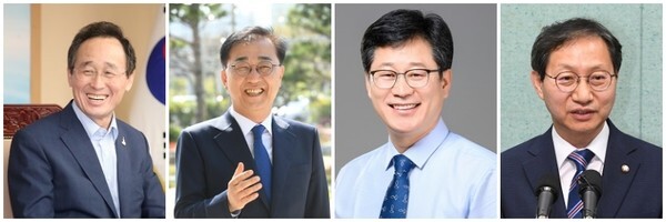 (왼쪽부터)송하진 지사, 김윤덕 의원, 안호영 의원, 김성주 위원장