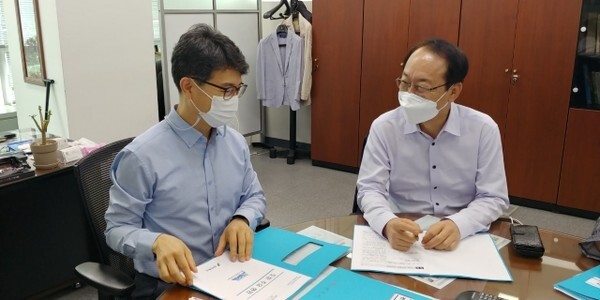 김완섭 예산총괄심의관과 우범기 정무부지사