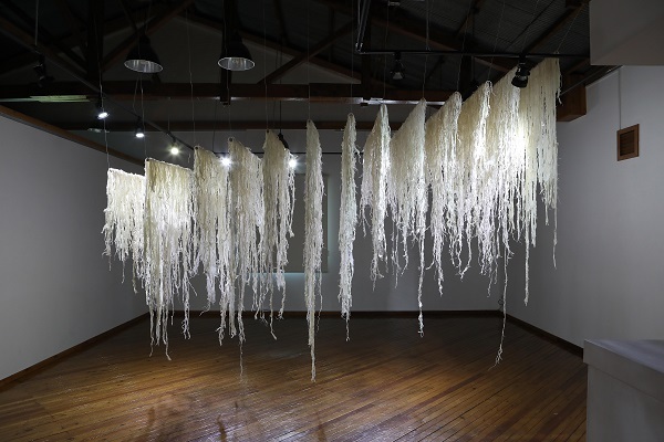 Who, Where, Why  Korean mulberry paper, Mixed media, 가변설치, 2020