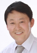 김우민 운영위원장