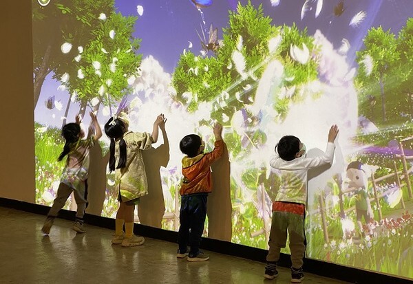 환경미디어아트 '초록지구 구조대'