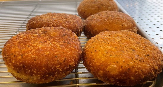 빡빡이 아저씨의 '고추장 고로케'.