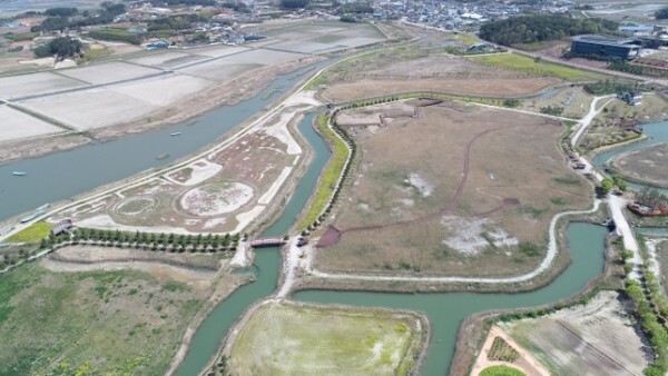 녹색자금 무장애나눔길 사업대상지인 줄포만갯벌생태공원 전경.