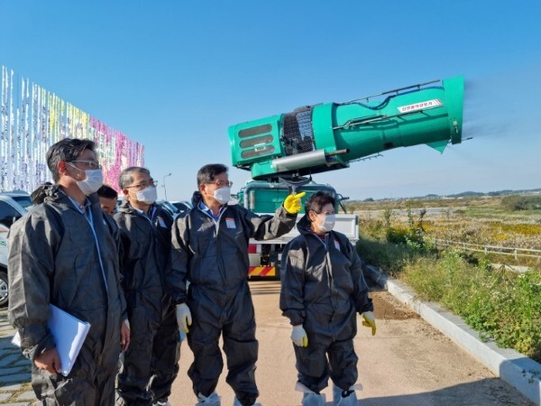 전북농협이 고병원성 AI 방역현장을 점검하고 있다.
