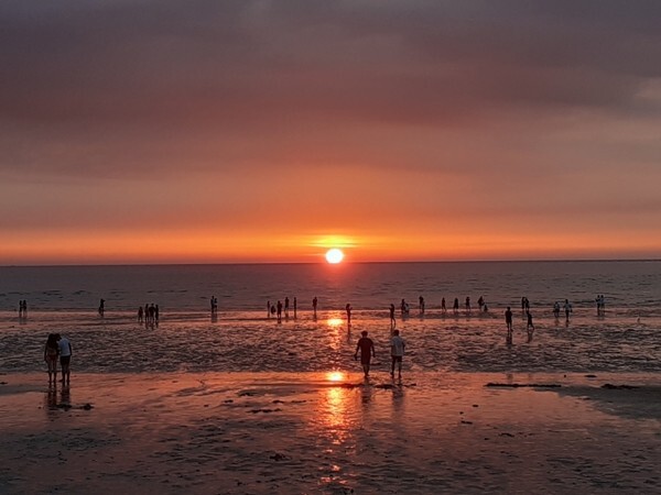 노을진 부안 변산해수욕장 풍경.
