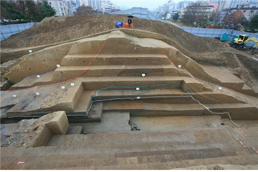 서울 풍납토성 성벽 축조상태