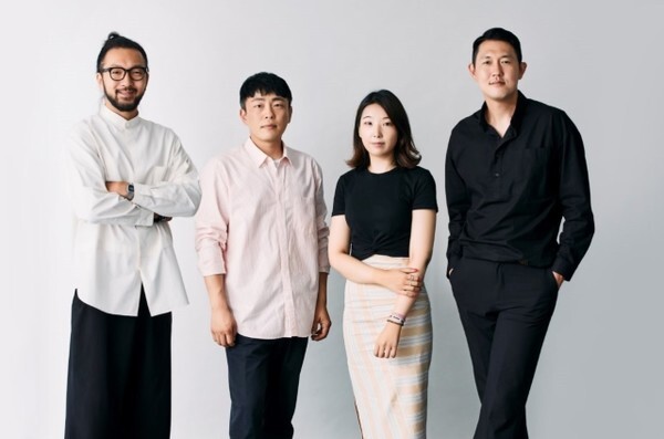 게릴라즈 단체사진.