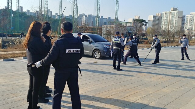 부안경찰서 스토킹 피해자 피습 및 피의자 흉기 난동 대비 훈련 실시                                 사진제공=부안경찰서