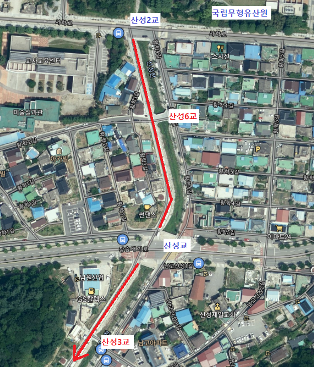 동서학동 국립무형유산원∼산성마을 산성천 일원, 다리 5개소를 중심으로 LED 라인바와 벽등설치 예정. 제공=전주시