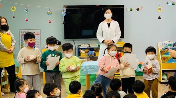 편식개선 '골고루 냠냠 어린이상' 시상 /사진=장수군어린이급식관리지원센터 제공