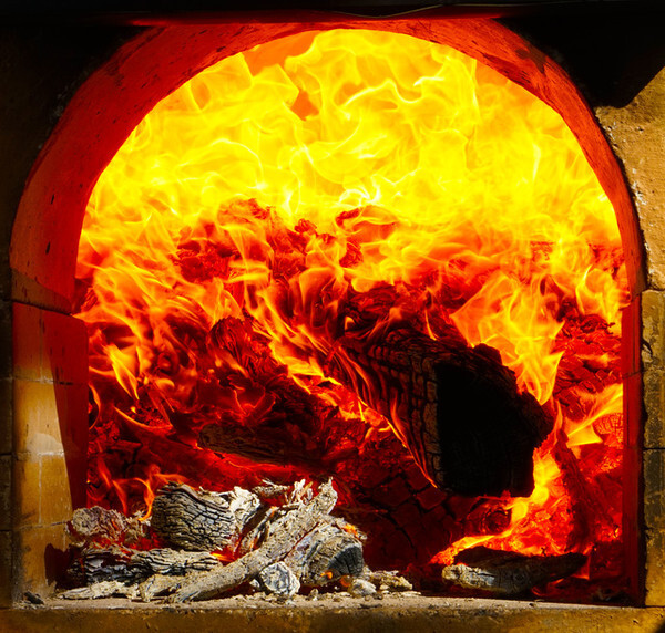 광주왕실도자기가 탄생하는 가마 안의 불.광주시 제공