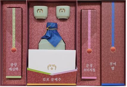 문재인 대통령 설 선물.  사진=청와대 제공